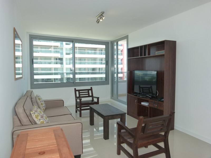 Departamento en alquiler en Brava 